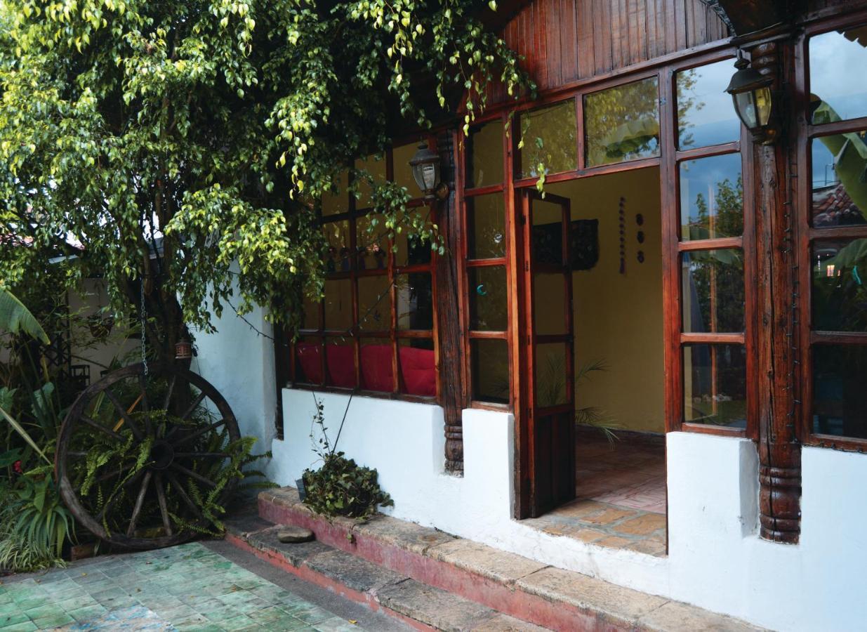 Casa Jardin La Reserva Bed And Breakfast Сан-Кристобаль-де-Ла-Касас Экстерьер фото